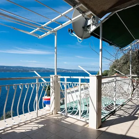 Seaview Escape Ii